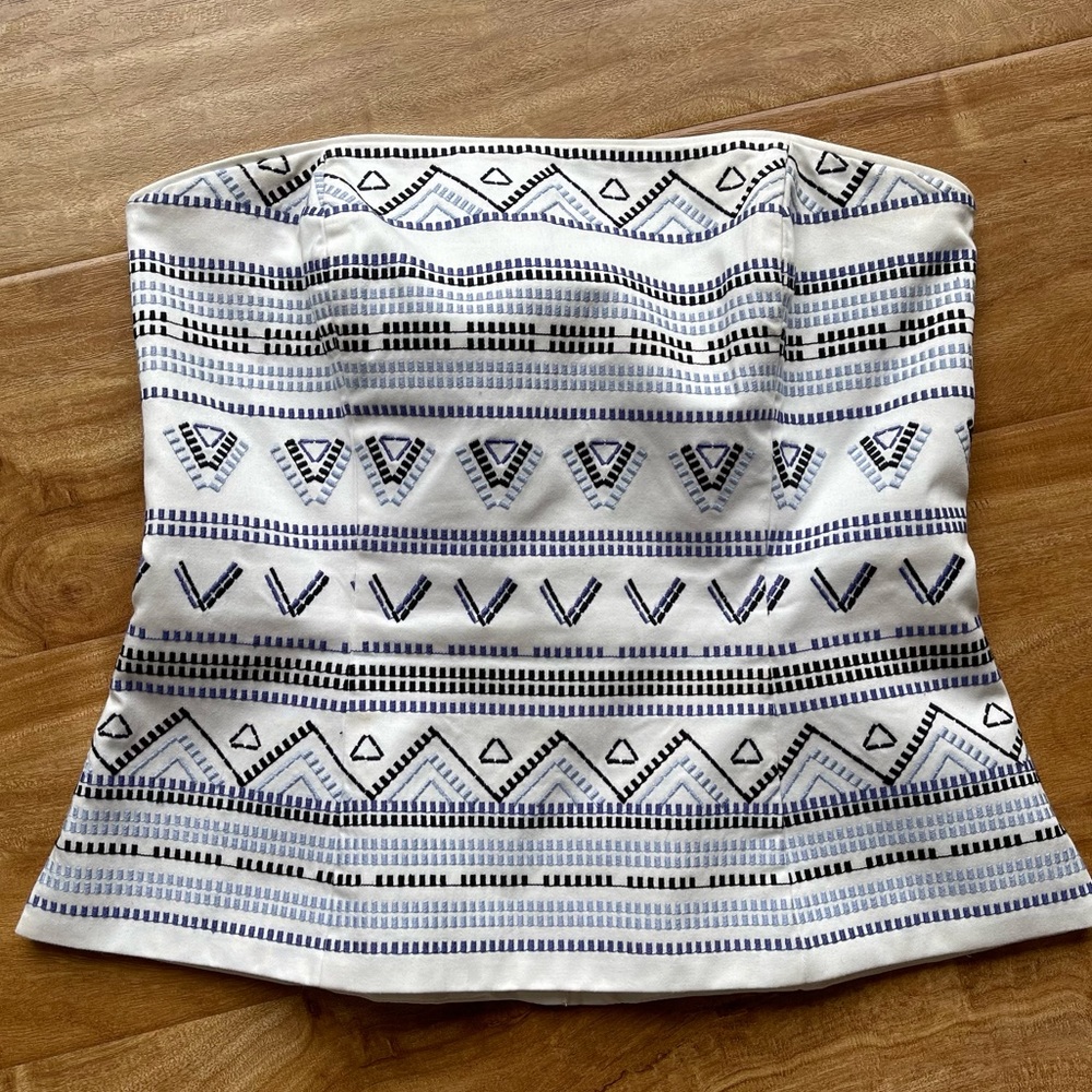 White, blue and black White House black market tube top
